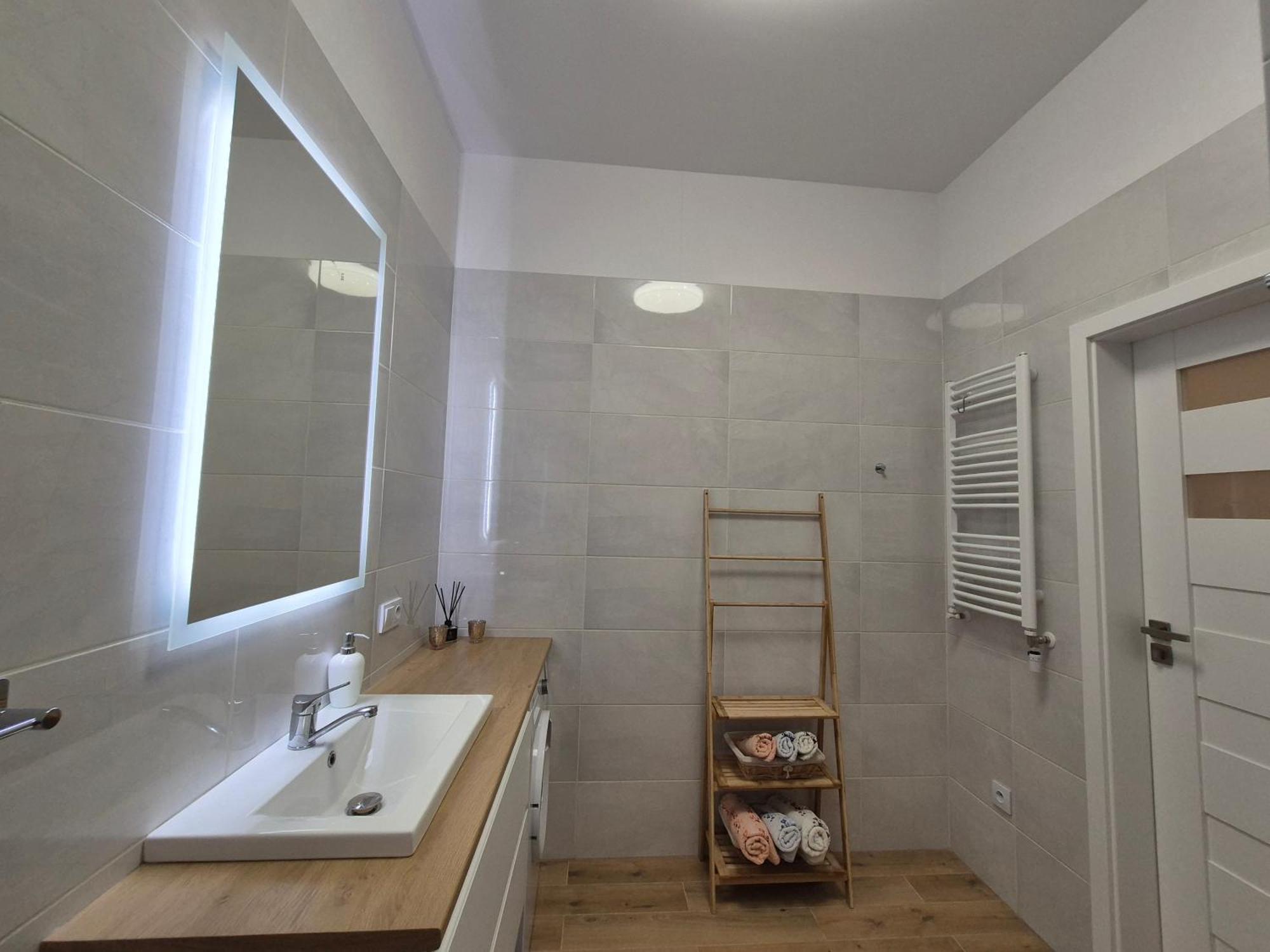 Duzy Komfortowy Apartament W Samym Centrum Przy Manufaktura I Piotrkowska, Blisko Zoo, Fala Lejlighed Łódź Eksteriør billede